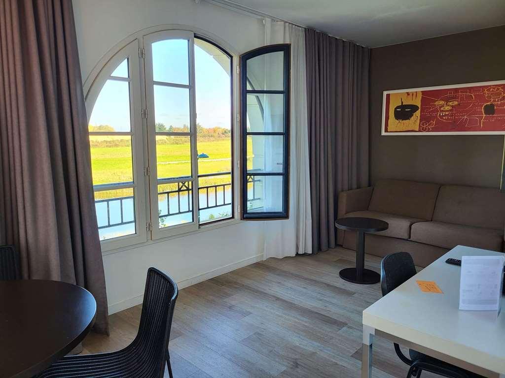 Aparthotel Adagio Val D Europe